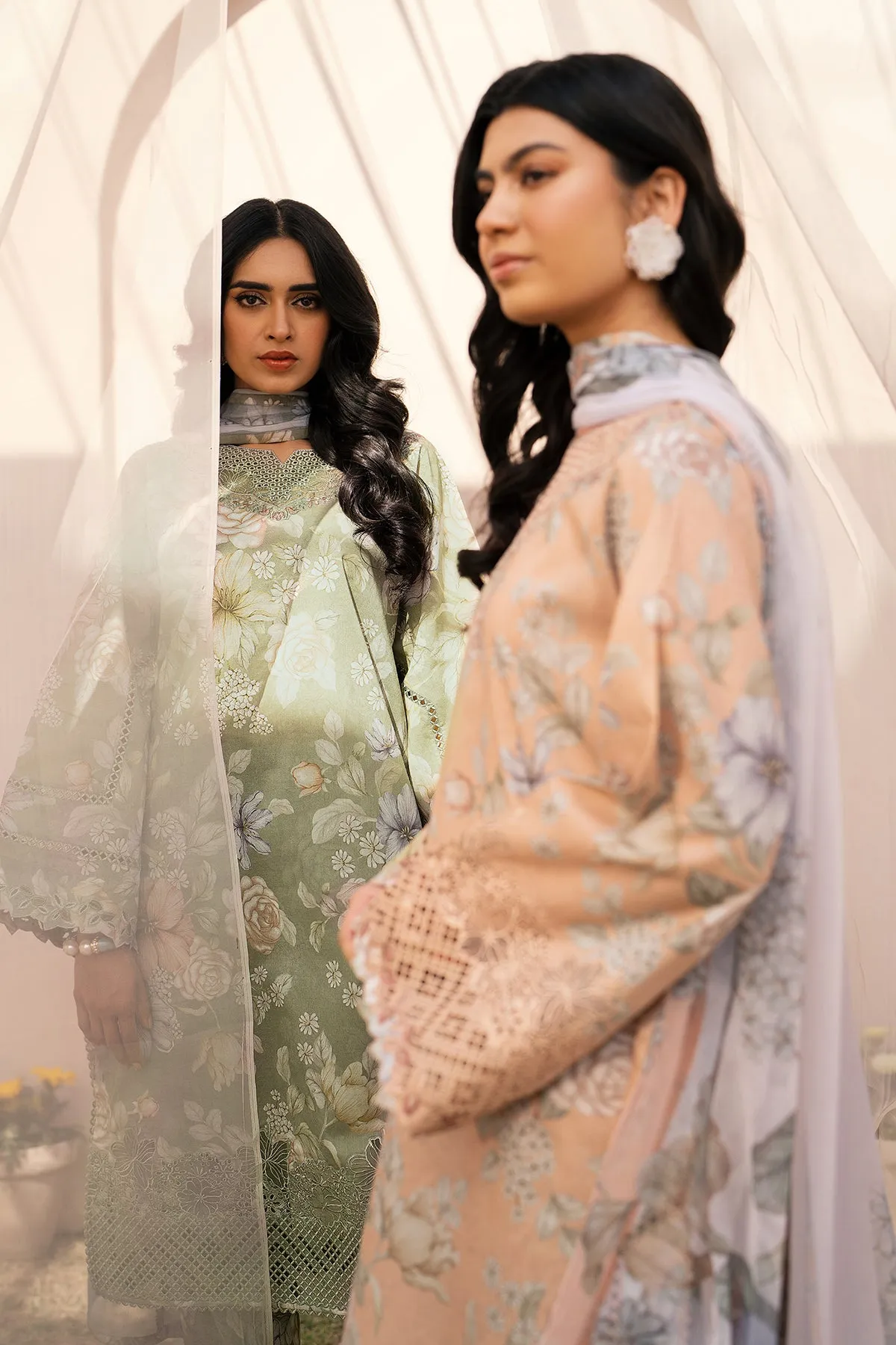 EMBROIDERED PRINTED LAWN UF-596